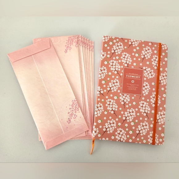 Floral envelope and notebook bundle - Picture 4 of 4